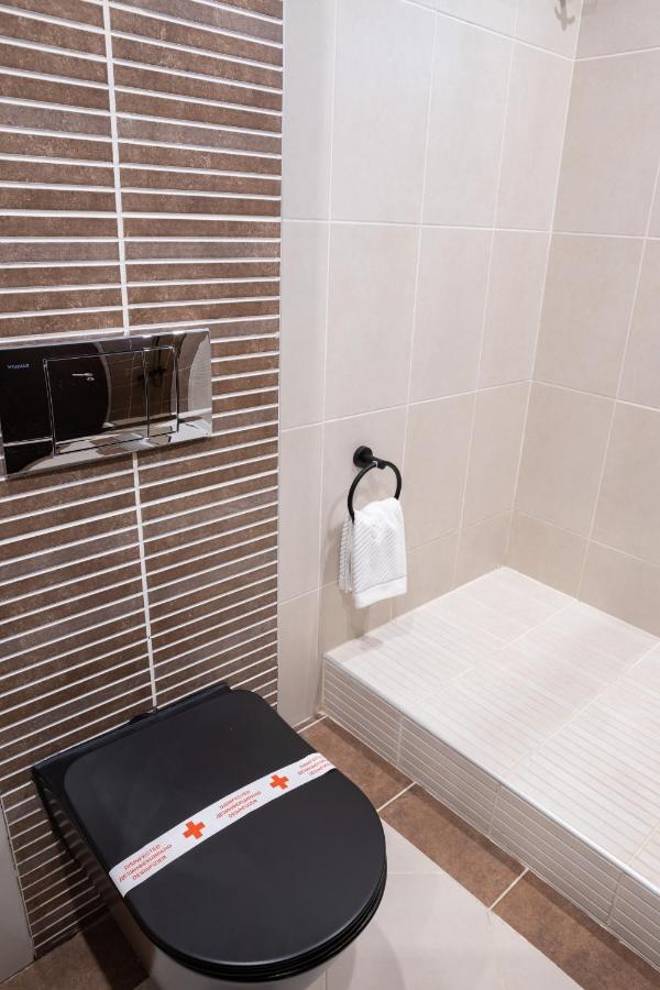 Ostrova Holiday Village เบลีโอซุม ภายนอก รูปภาพ