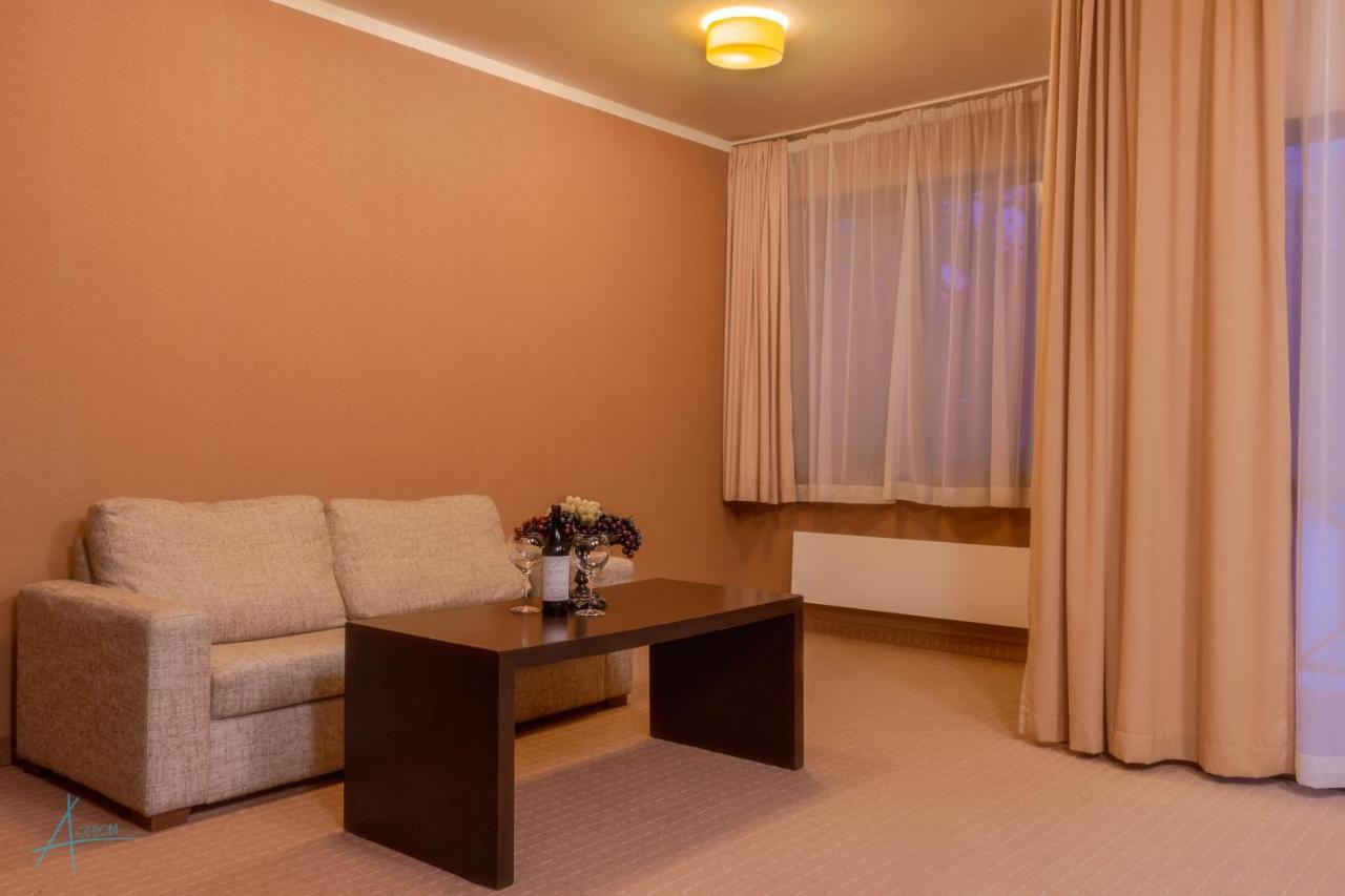 Ostrova Holiday Village เบลีโอซุม ภายนอก รูปภาพ